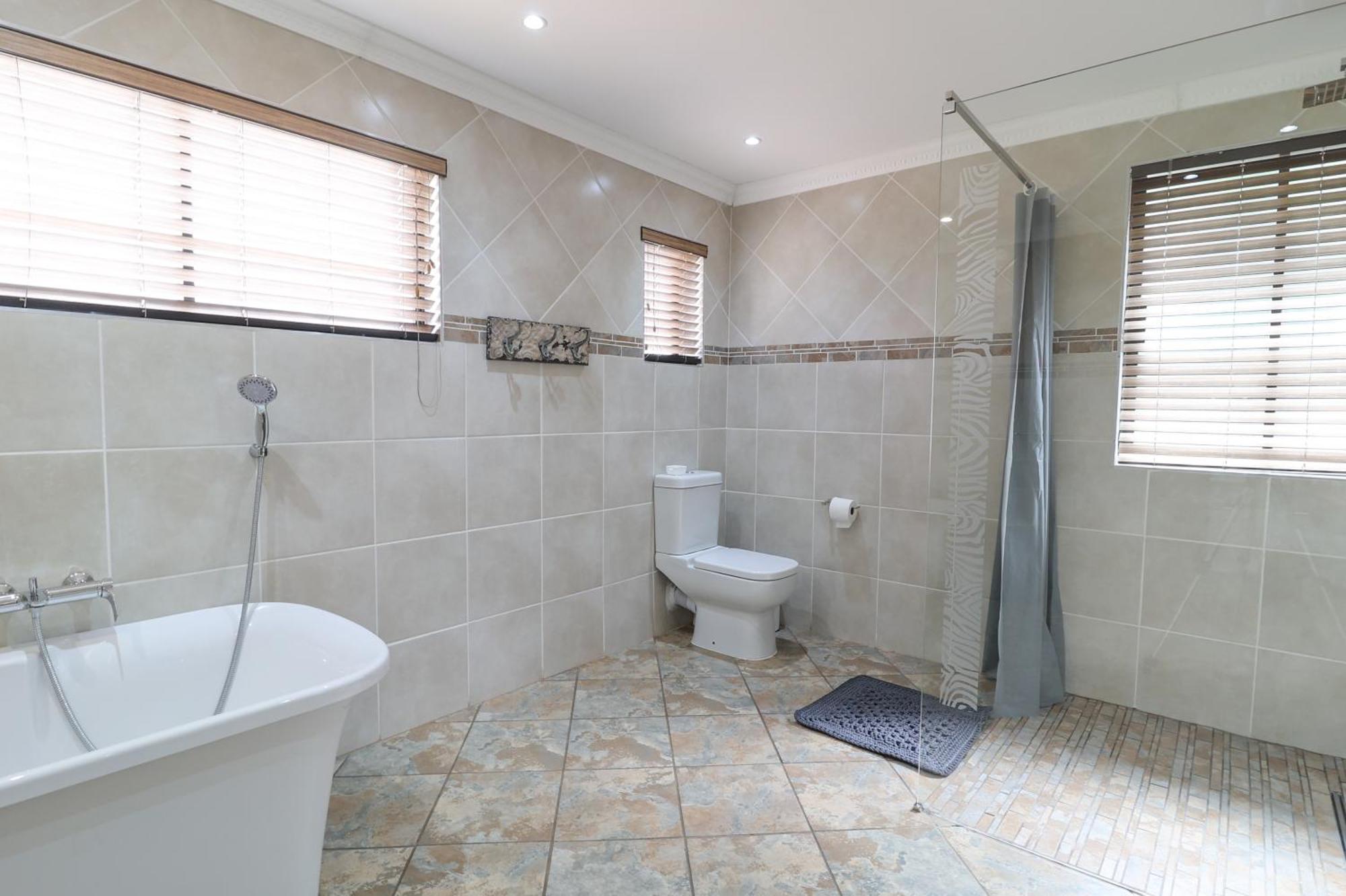 7 At Brainline Apartment Pretoria Bagian luar foto